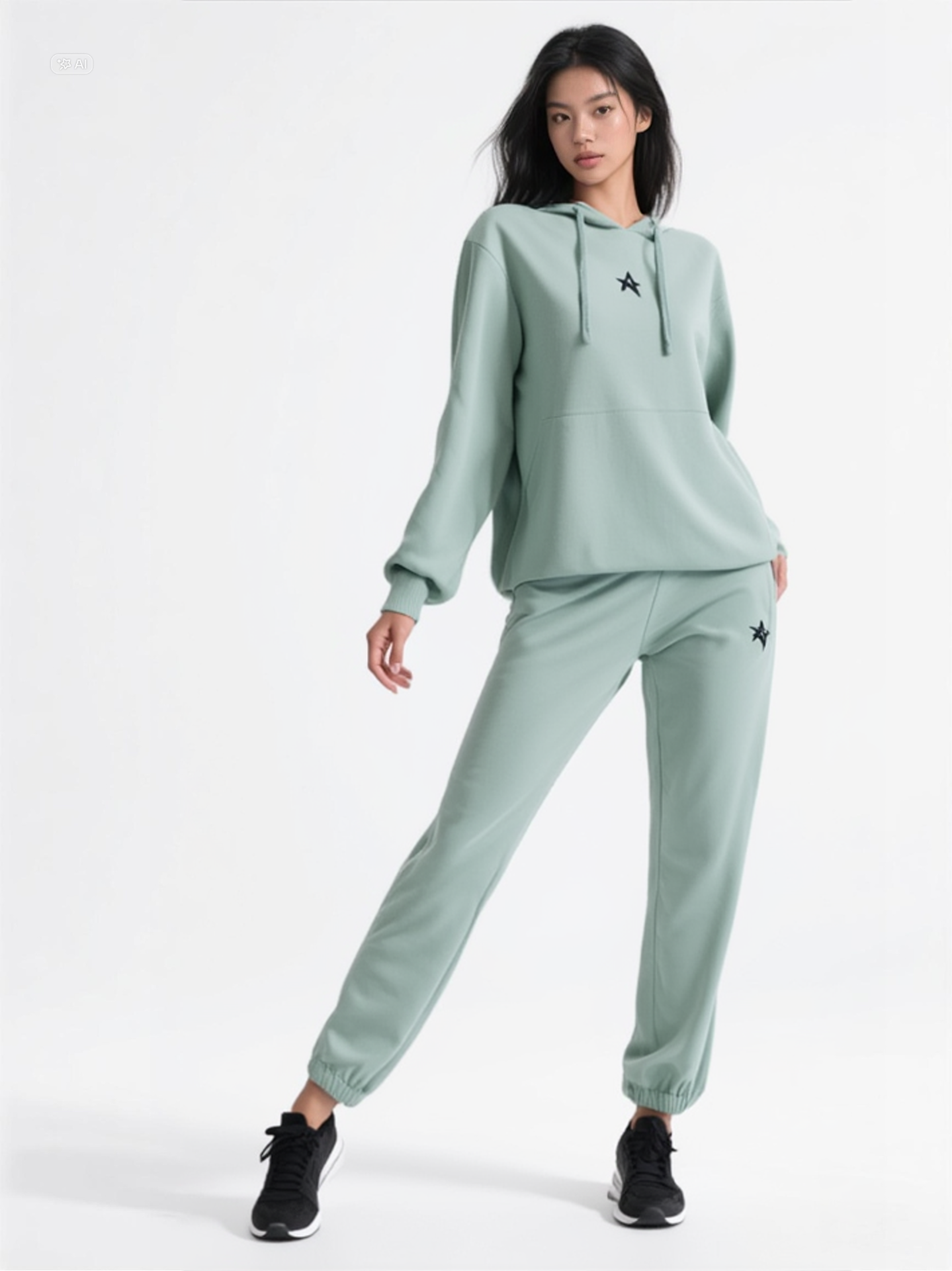 Star Kadın Kapüşonlu Sweatshirt